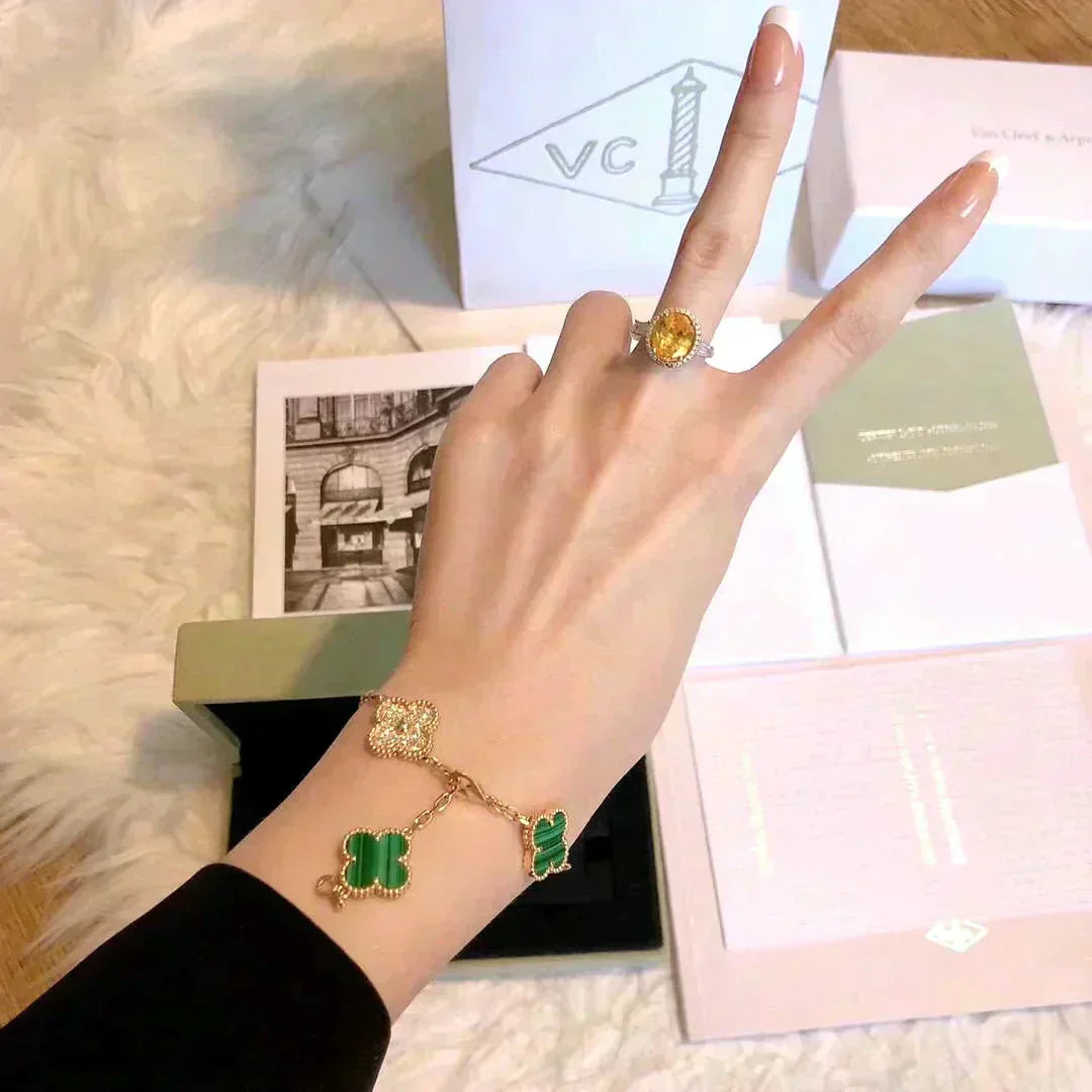 [Timi]New  CLOVER 5 MOTIF MALACHITE BRACELET COLLECTION