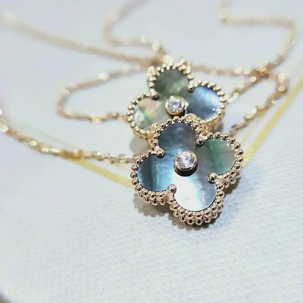 TimiCLOVER 15MM DIAMOND AND MOTHER-OF-GREY NECKLACE