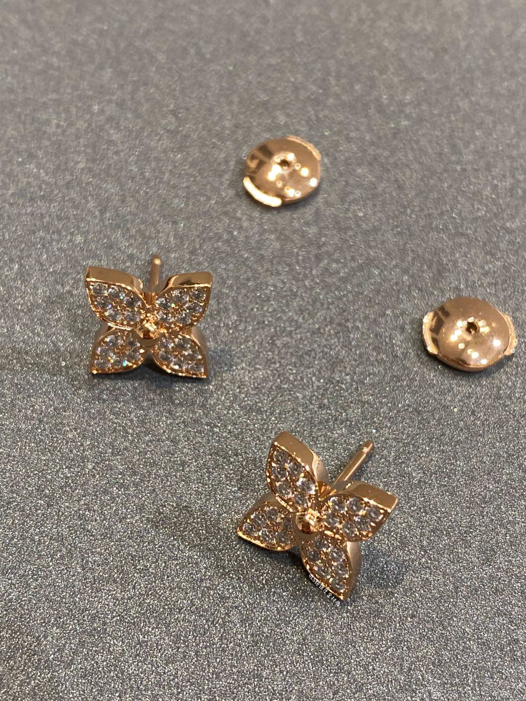 TimiSTAR DIAMOND EARRINGS