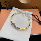 TimiVOLTE UPSITE DOWN DIAMOND GOLD OPEN BRACELET
