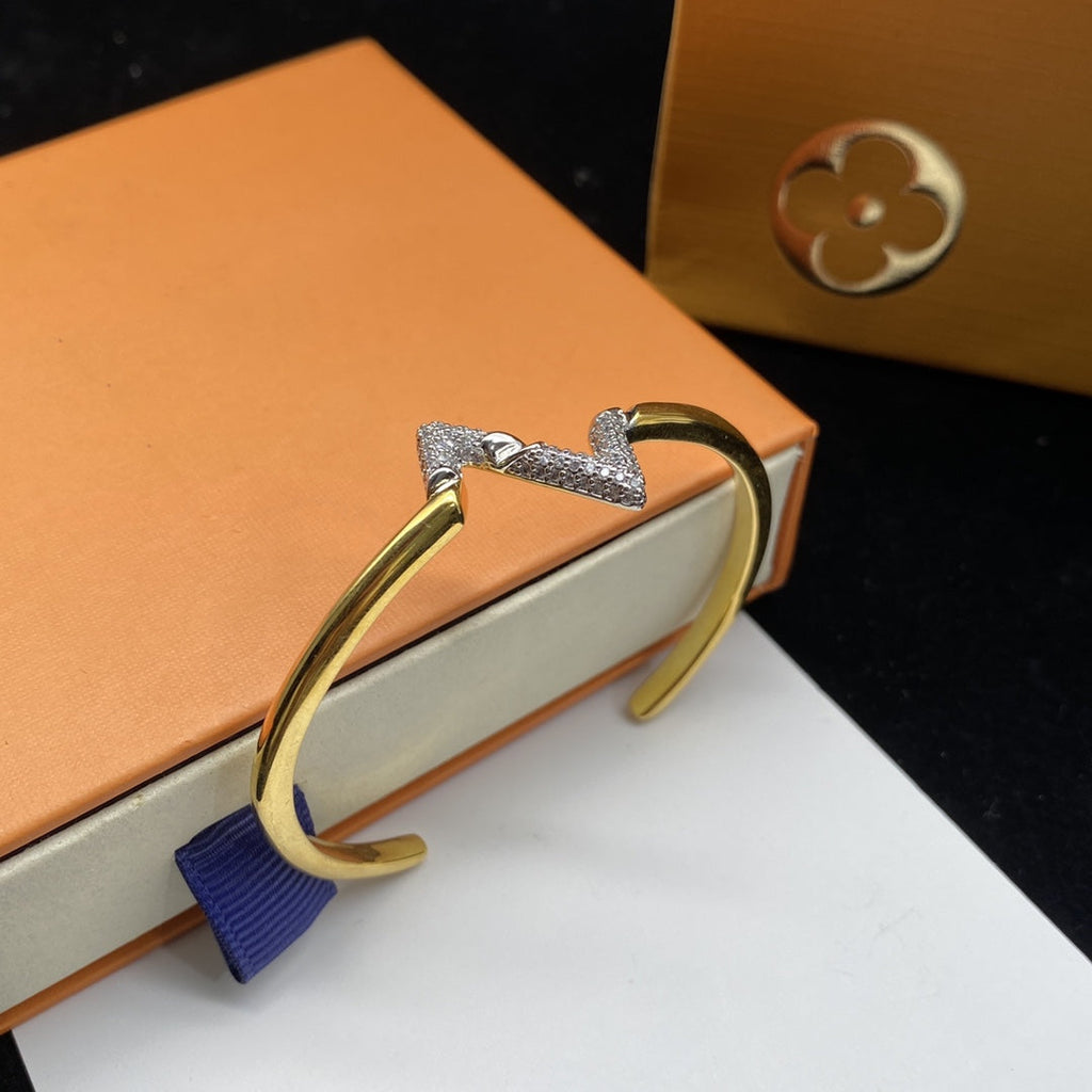 TimiVOLTE UPSITE DOWN DIAMOND GOLD OPEN BRACELET