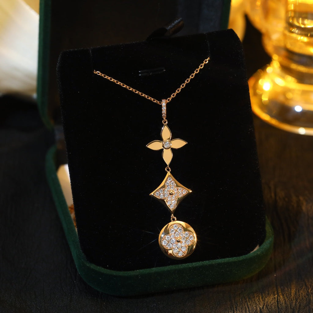 TimiSTAR AND SUN DIAMOND PINK GOLD NECKLACE