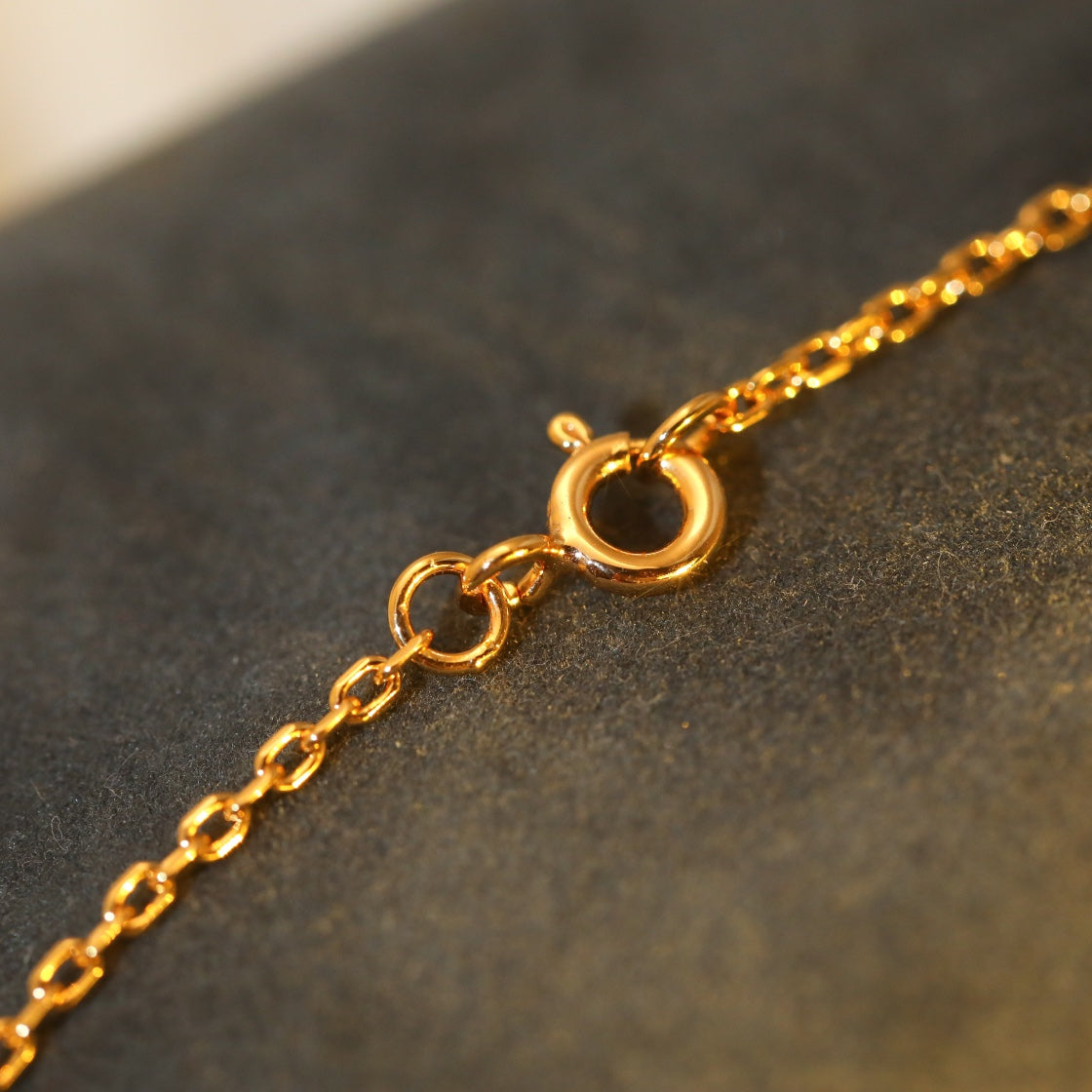 TimiSUN PEDANT PINK GOLD 1 DIAMOND NECKLACE