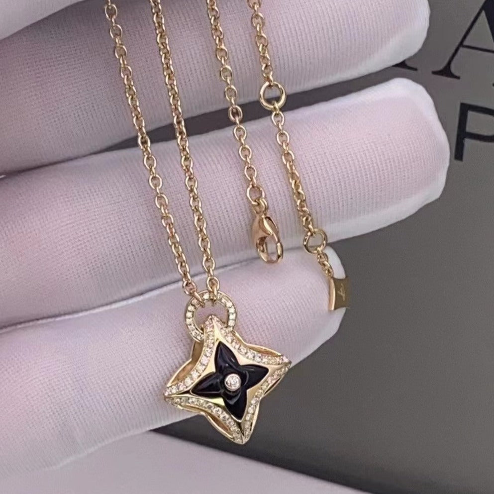 TimiSTAR PEDANT PINK GOLD DIAMOND NECKLACE
