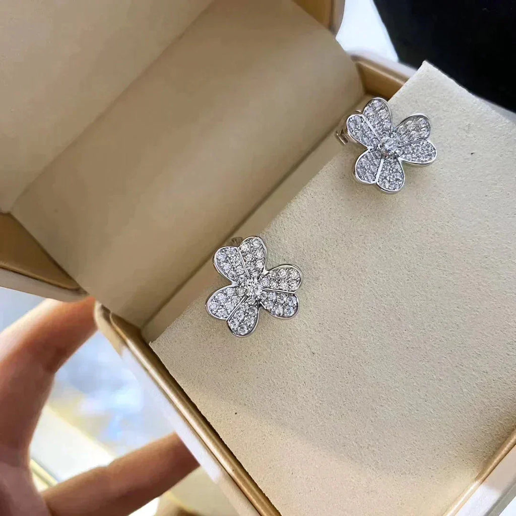 TimiCLOVER COMOS DIAMOND EARRINGS SILVER