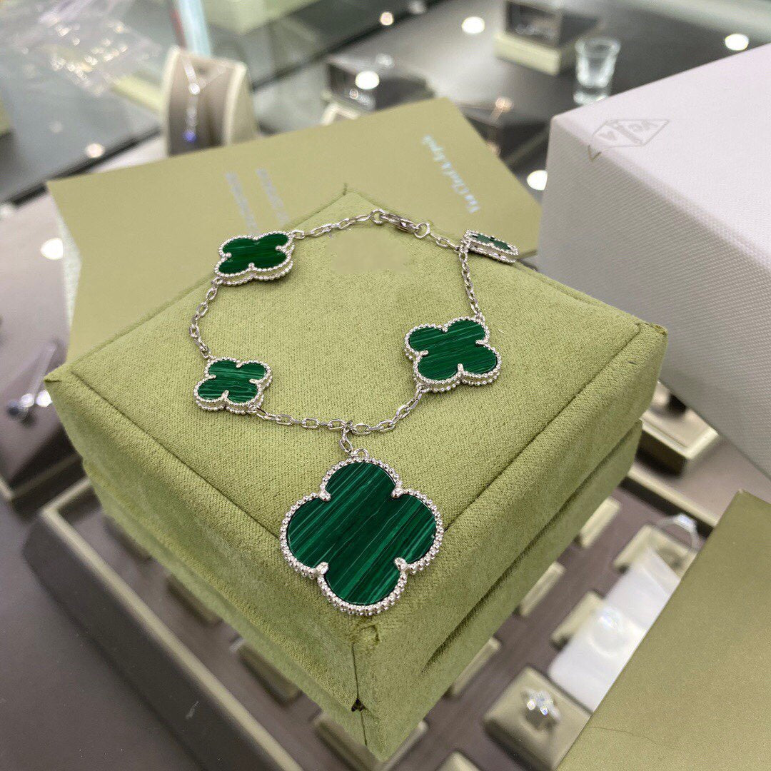 ¡®Timi¡¯CLOVER 5 MOTIFS SIVLER MALACHITE BRACELET