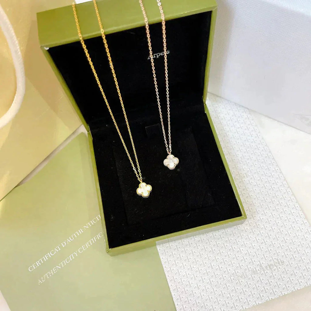 TimiCLOVER MINI 9.5MM WHITE MOTHER-OF-PEARL NECKLACE