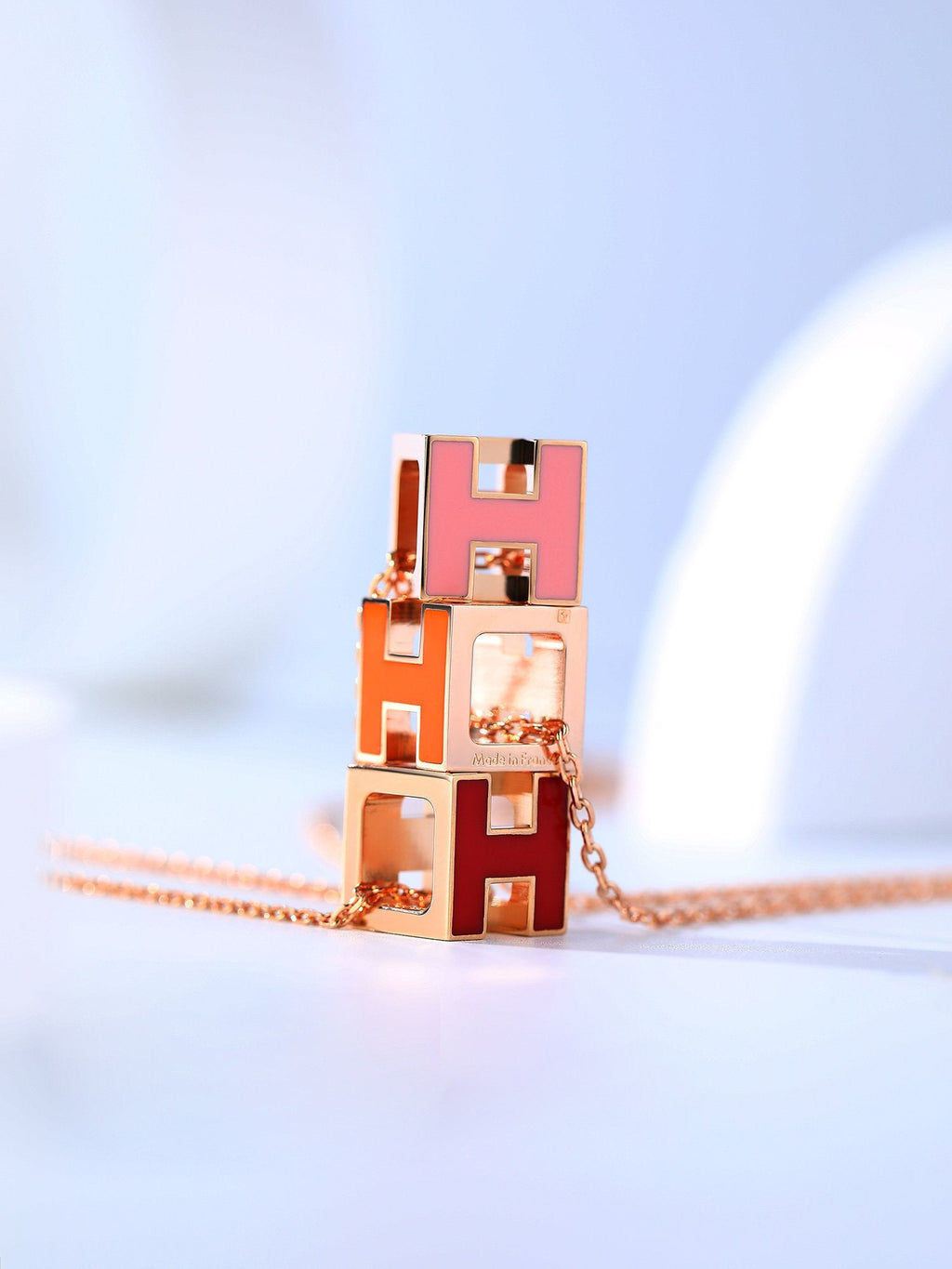 TimiH CAGE PINK GOLD NECKLACE