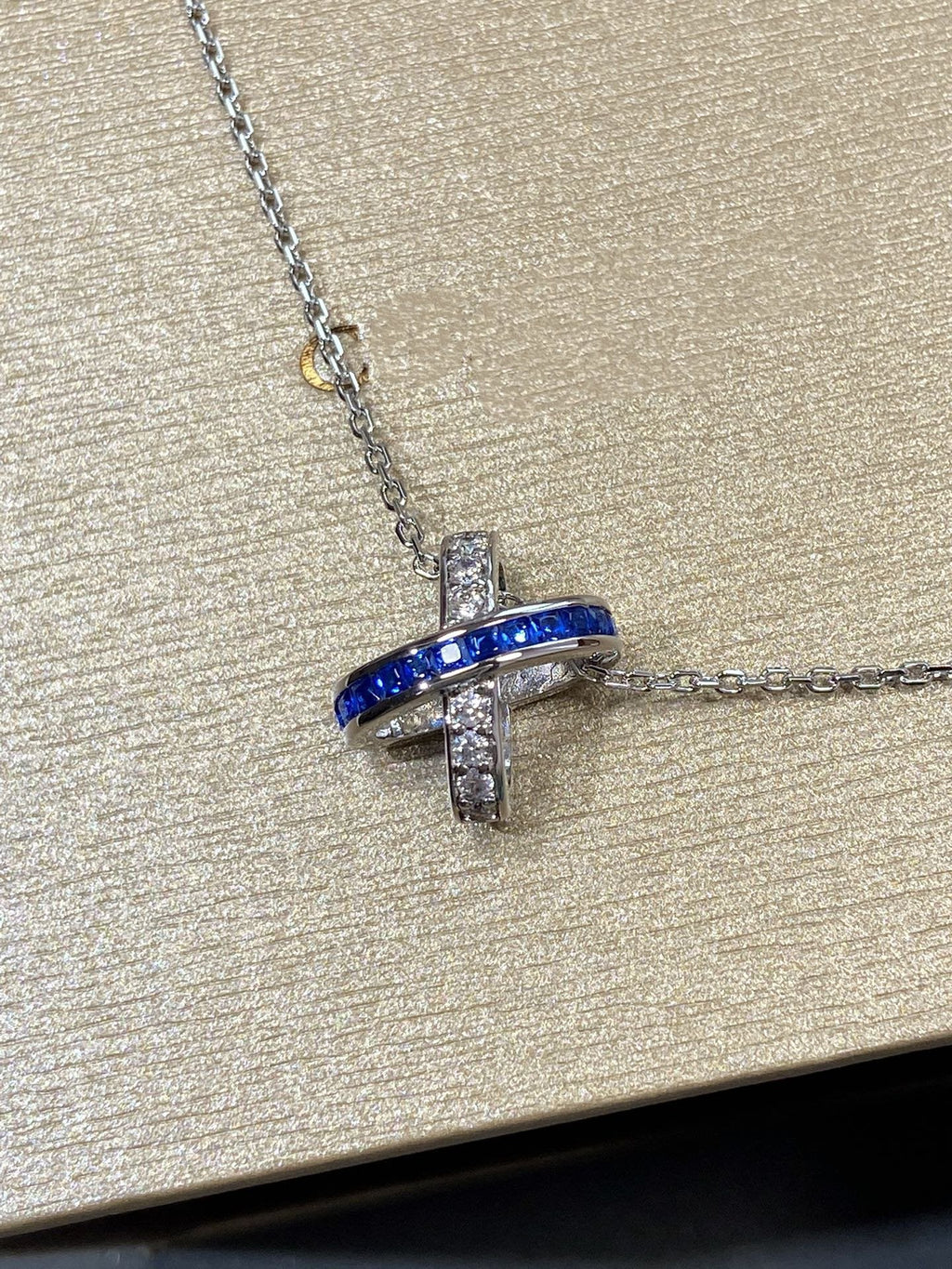 TimiLIENS DIAMOND SILVER NECKLACE