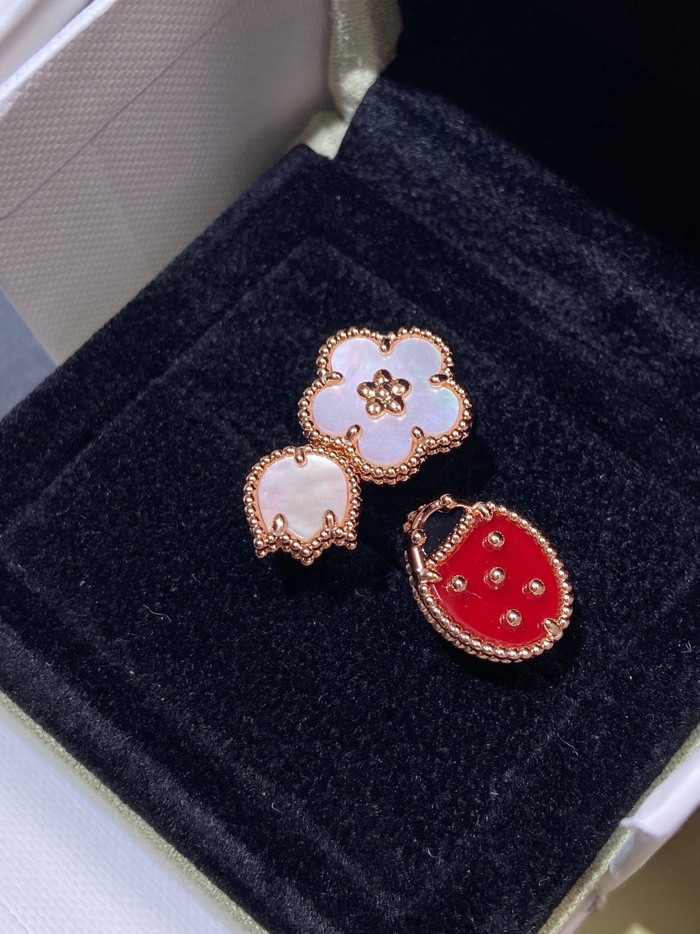TimiLUCKY 3 MOTIF ROSE GOLD RING