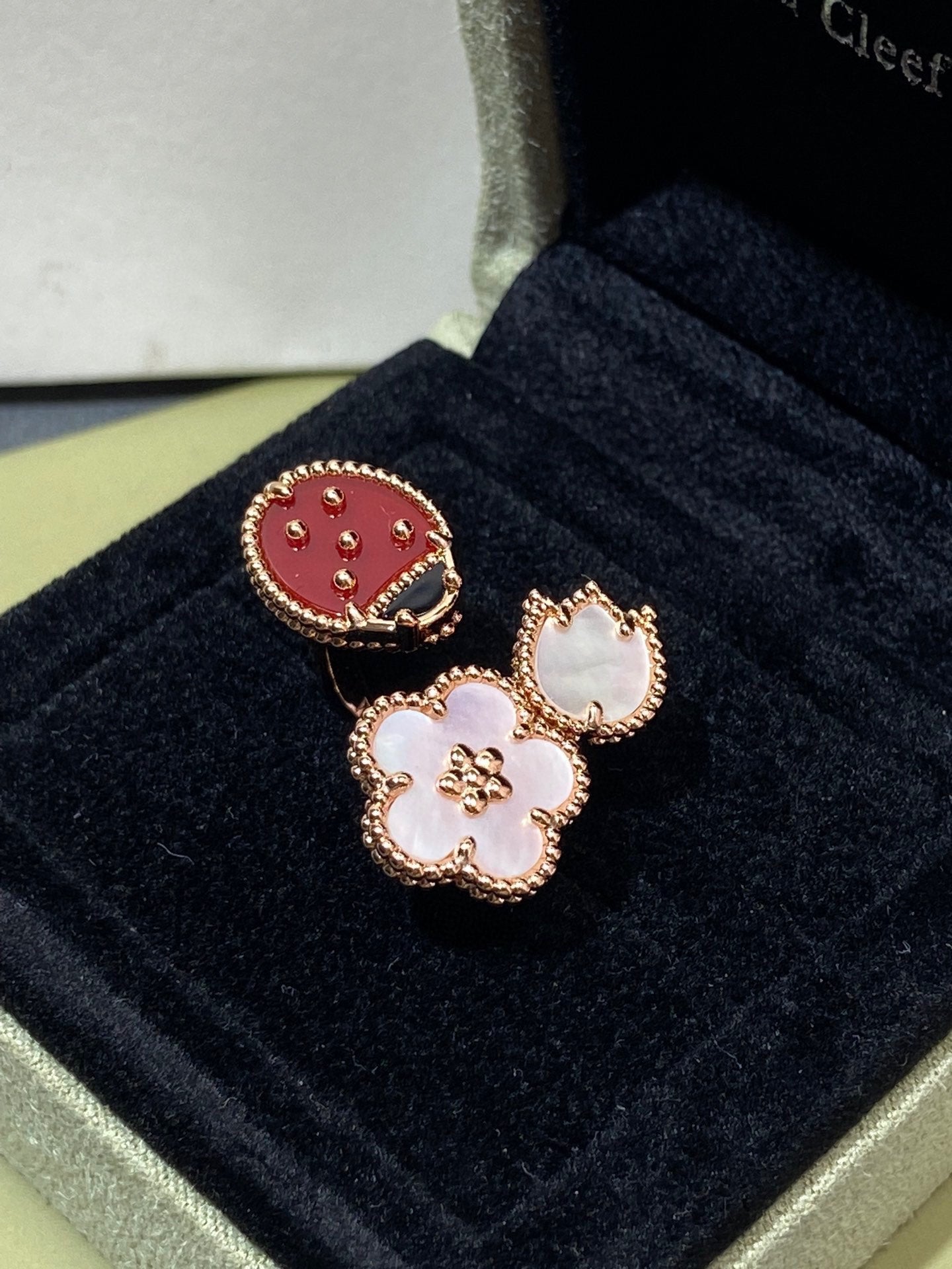 TimiLUCKY 3 MOTIF ROSE GOLD RING