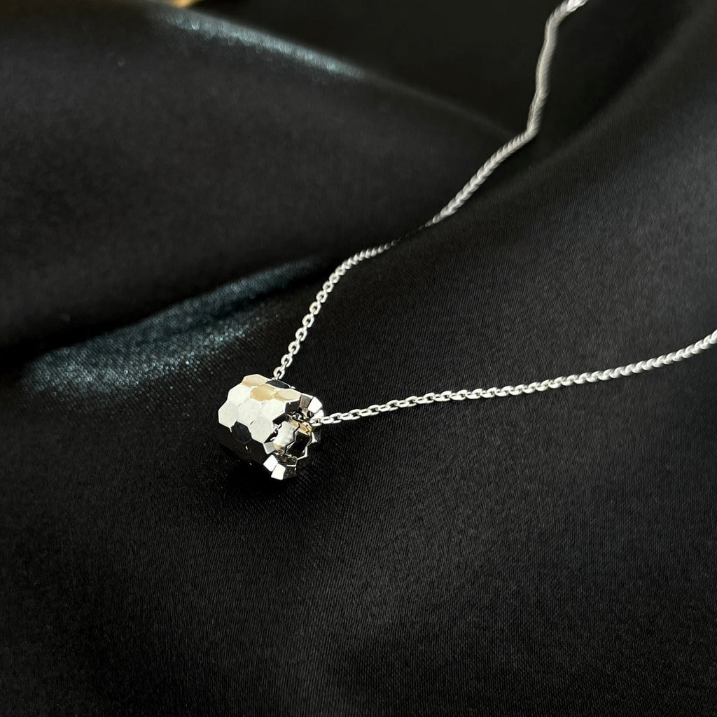 TimiBEE MINI NECKLACE