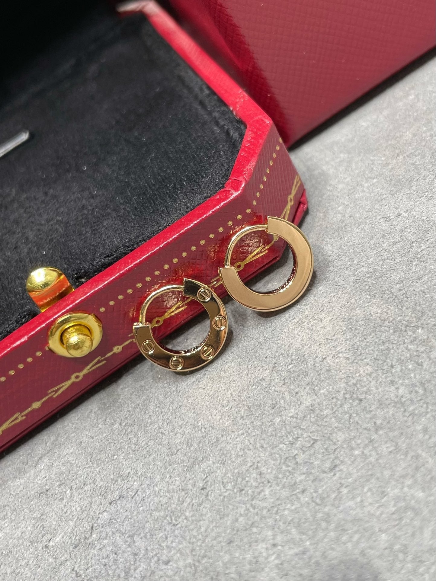 TimiLOVE MINI EARRINGS