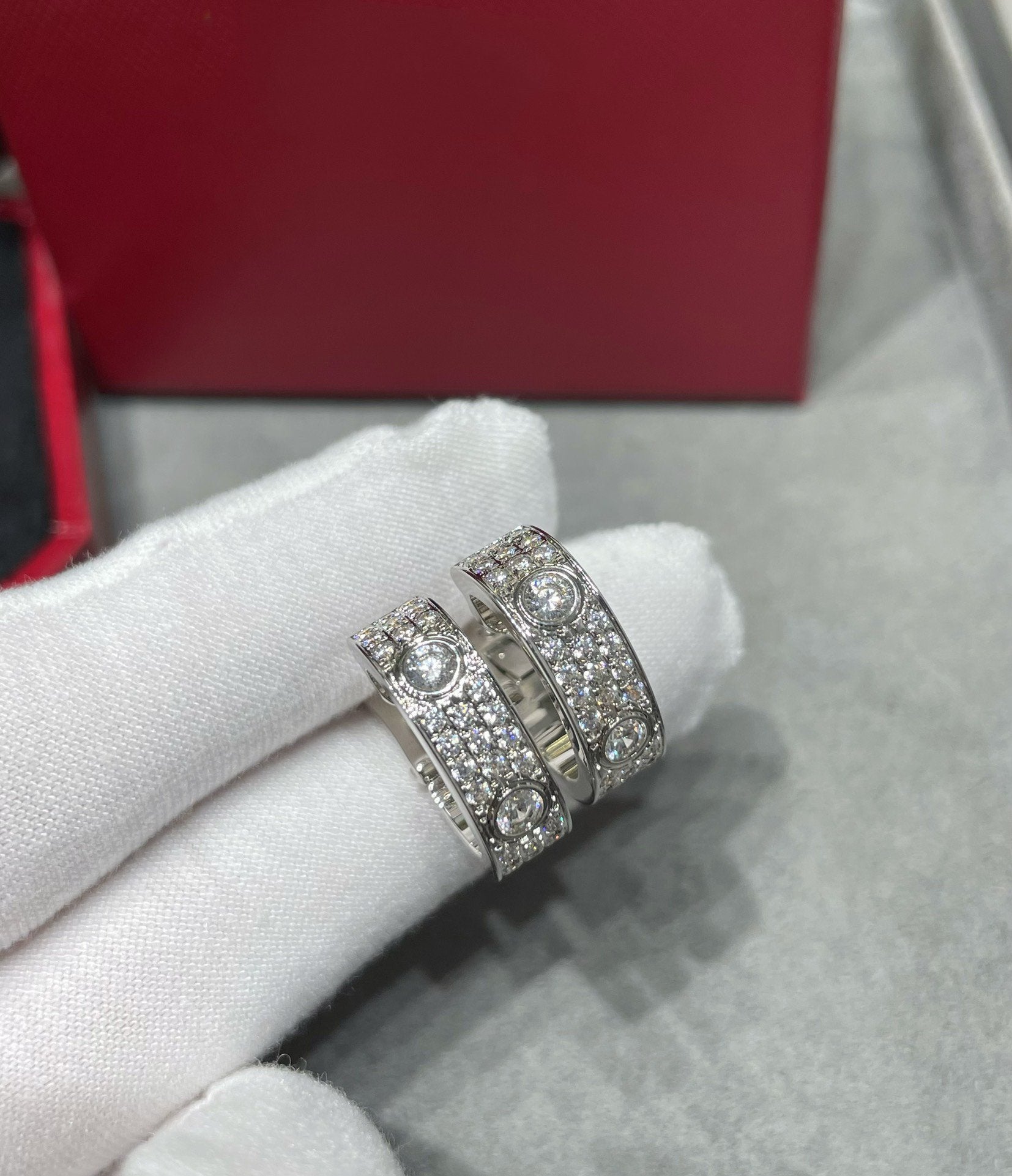 TimiLOVE 5.5MM DIAMOND PAVED EARRINGS