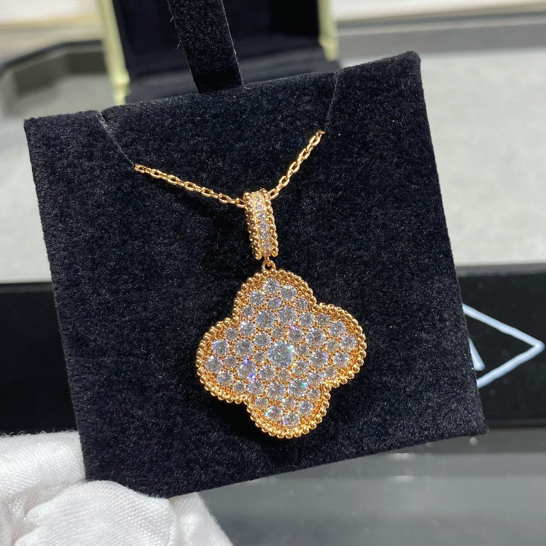 TimiCLOVER 25MM LARGE PEDANT DIAMOND PAVED LONG NECKLACE