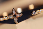TimiIDYLLE GOLD OPEN BRACELET DIAMOND PAVED