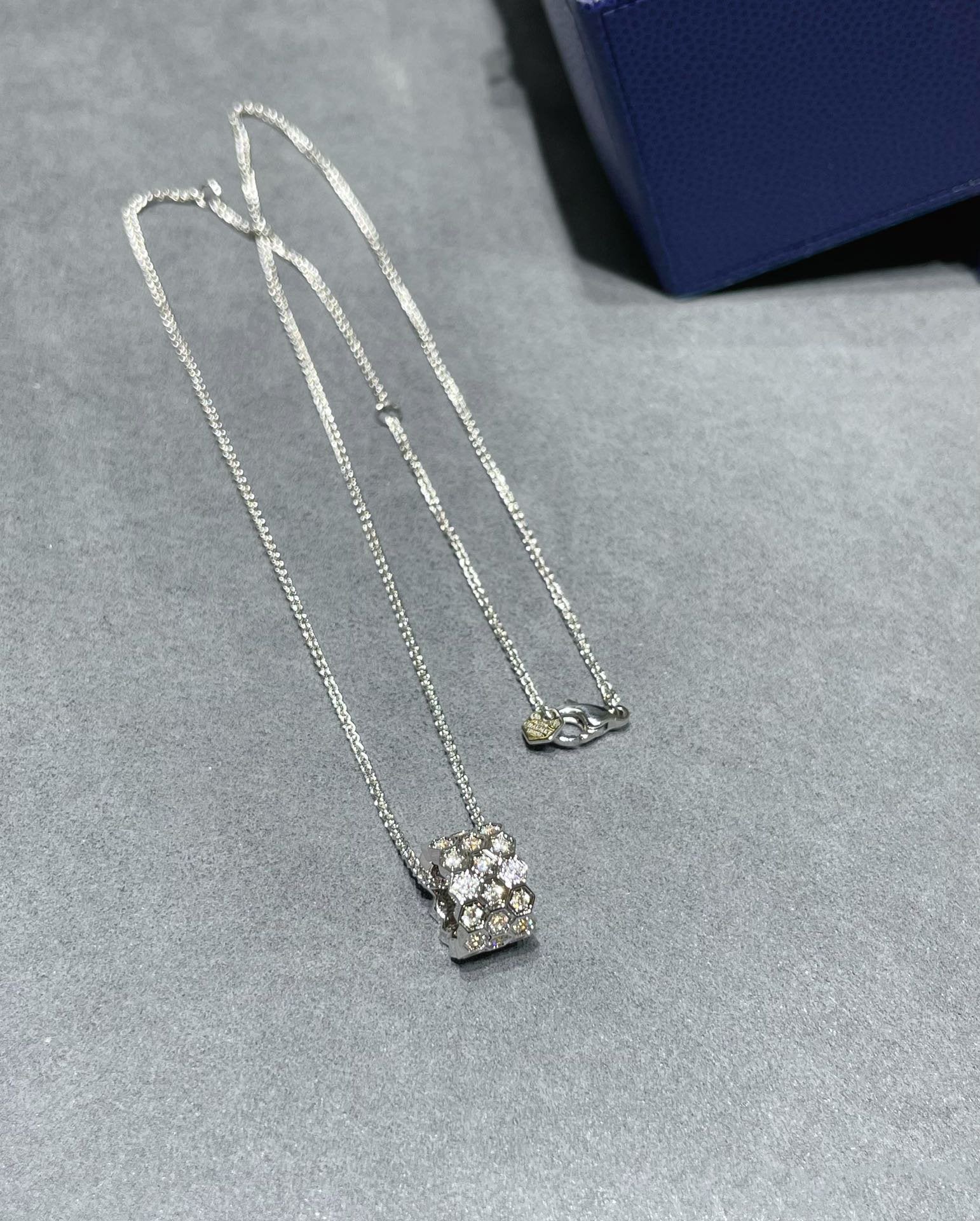 TimiBEE LOVE DIAMOND PAVED 3 ROW NECKLACE