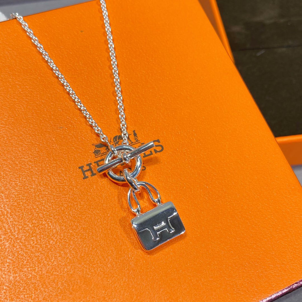 TimiCONSTANCE PEDANT SILVER NECKLACE