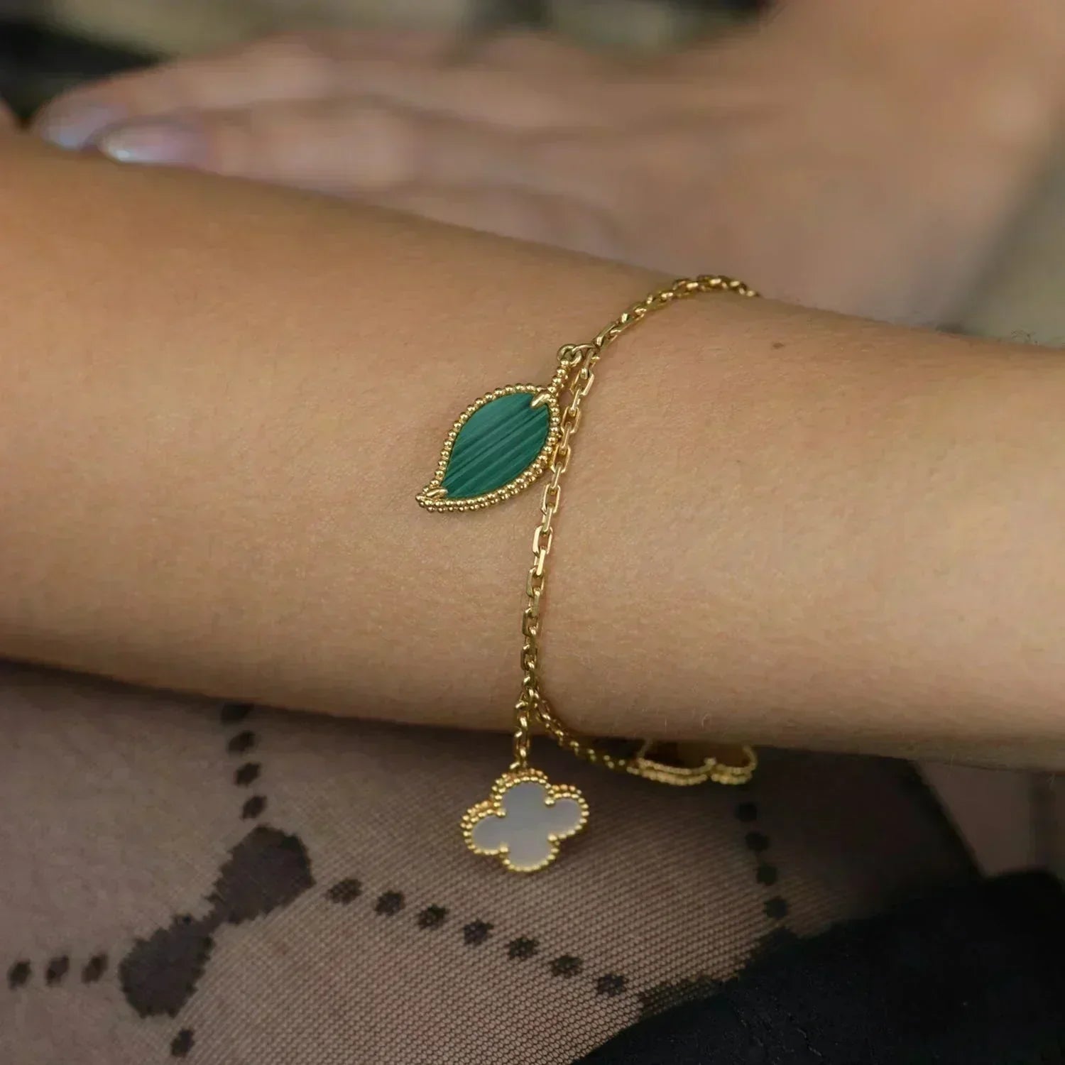 ¡®Timi¡¯LUCKY SPRING 5 MOTIF GOLD BRACELET