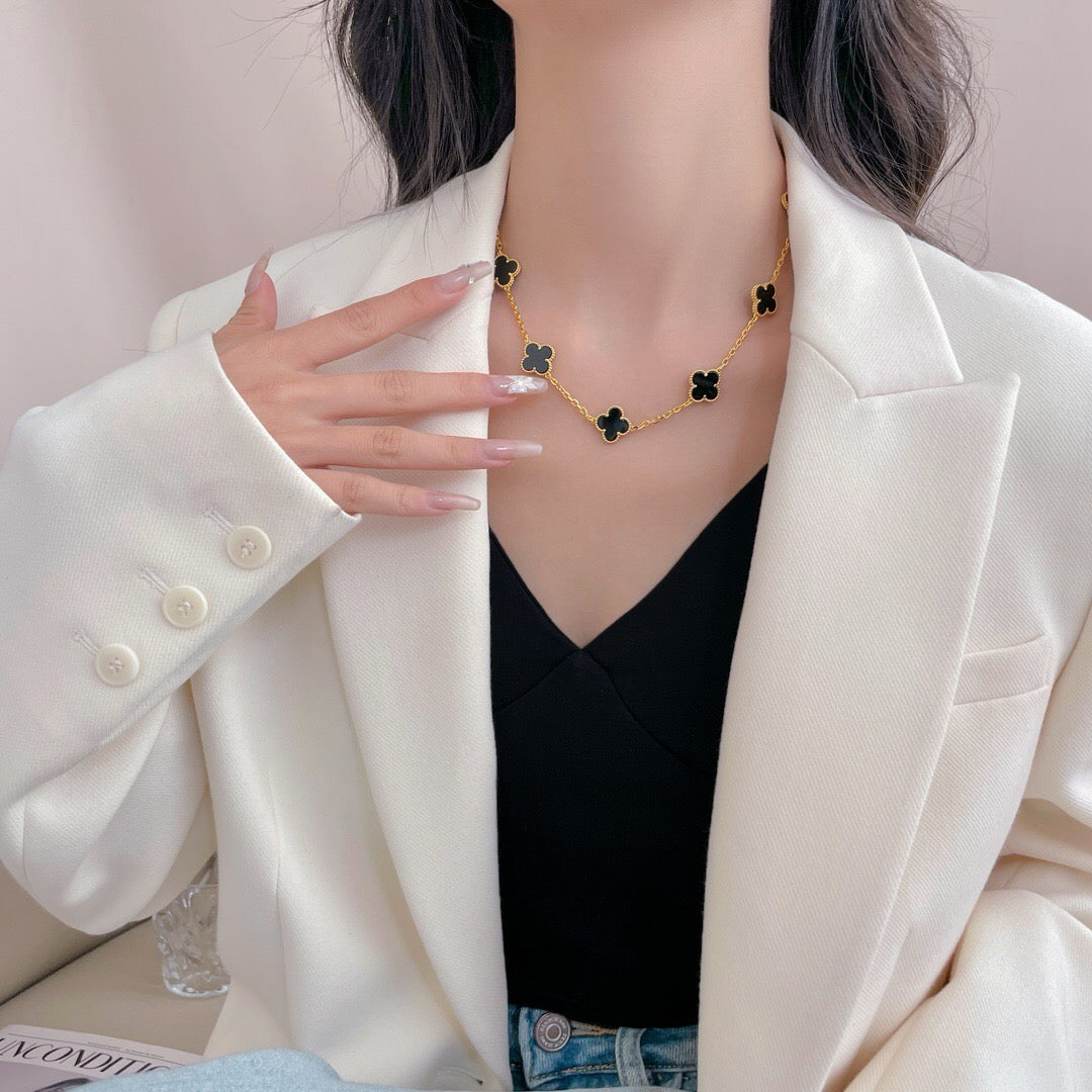 TimiCLOVER 10 MOTIFS ONYX NECKLACE