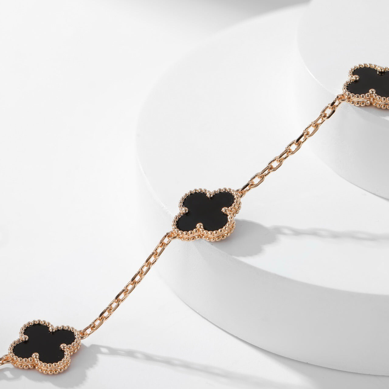 TimiCLOVER 10 MOTIFS ONYX NECKLACE