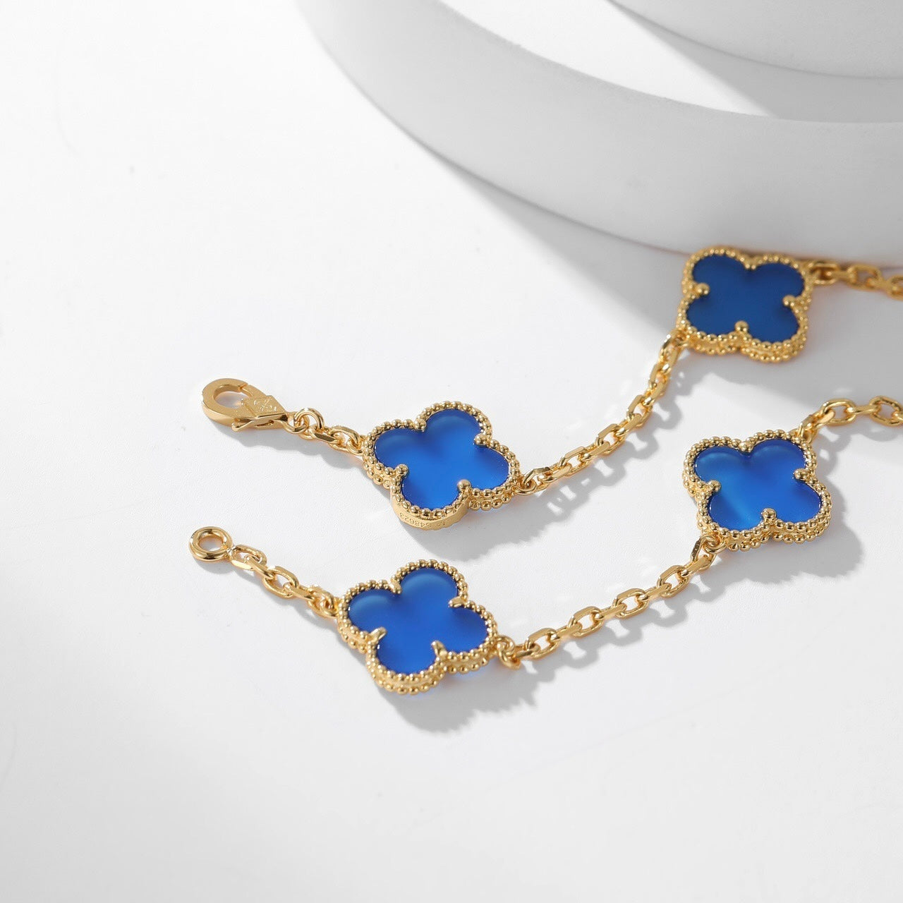 TimiCLOVER 10 MOTIFS BLUE AGATE NECKLACE