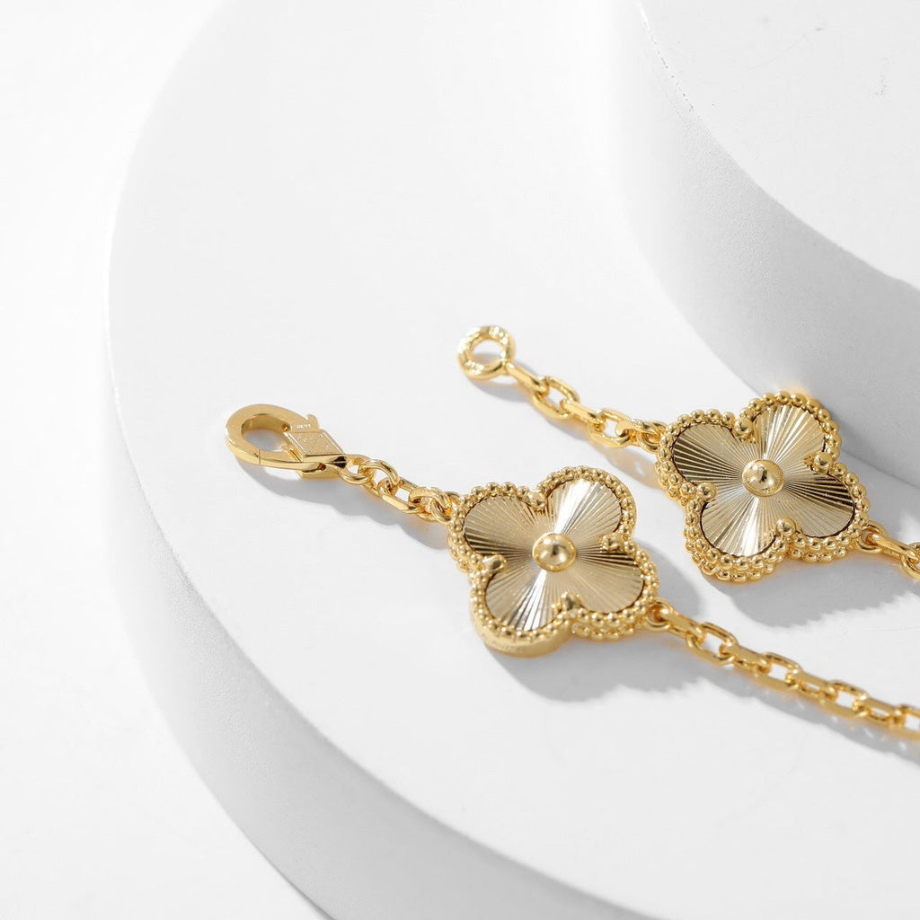TimiCLOVER 10 MOTIFS LASER NECKLACE