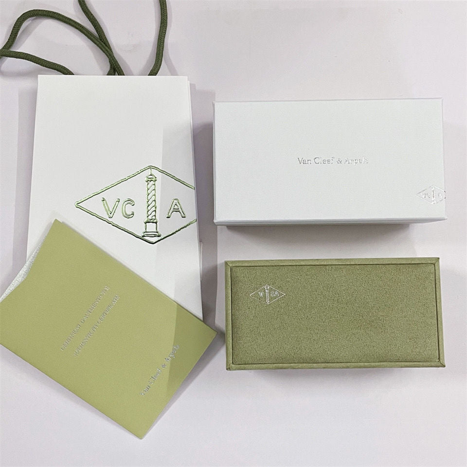 TimiVA CLOVER BRACELET NECKLACE RING BOX GIFT BAG
