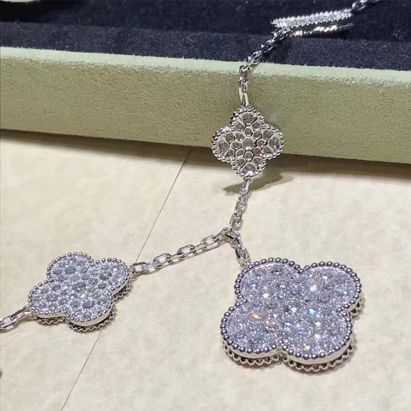 ¡®Timi¡¯CLOVER 6 MOTIFS SILVER DIAMOND BRACELET