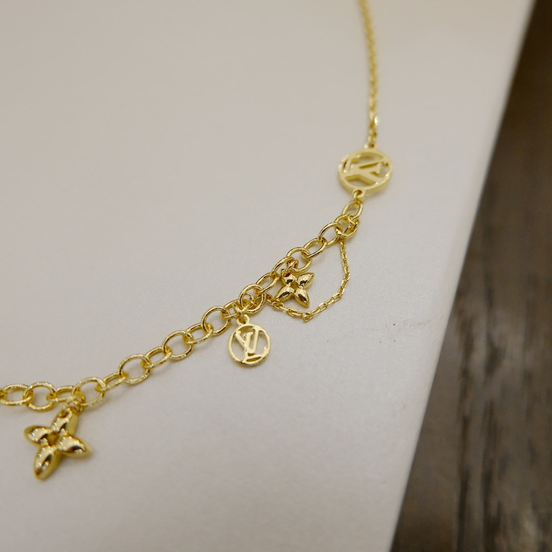 TimiBLOOMING SUPPLE NECKLACE BRASS