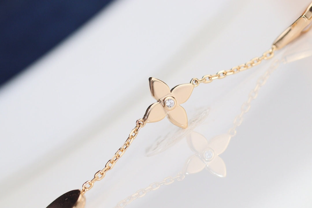 TimiLEAF CLOVER BRACELET