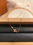 TimiBLOSSOM PENDANT PINK GOLD AND DIAMOND
