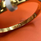 TimiCLASSIC HM CLIC BLACK 8MM ENAMEL BRACELET