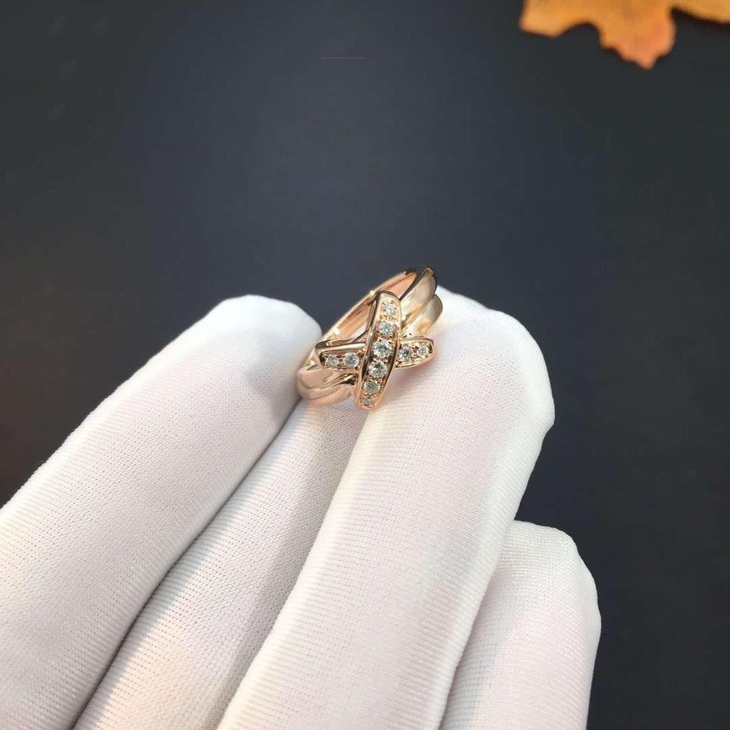 TimiJEUX DE PINK GOLD DIAMOND RING