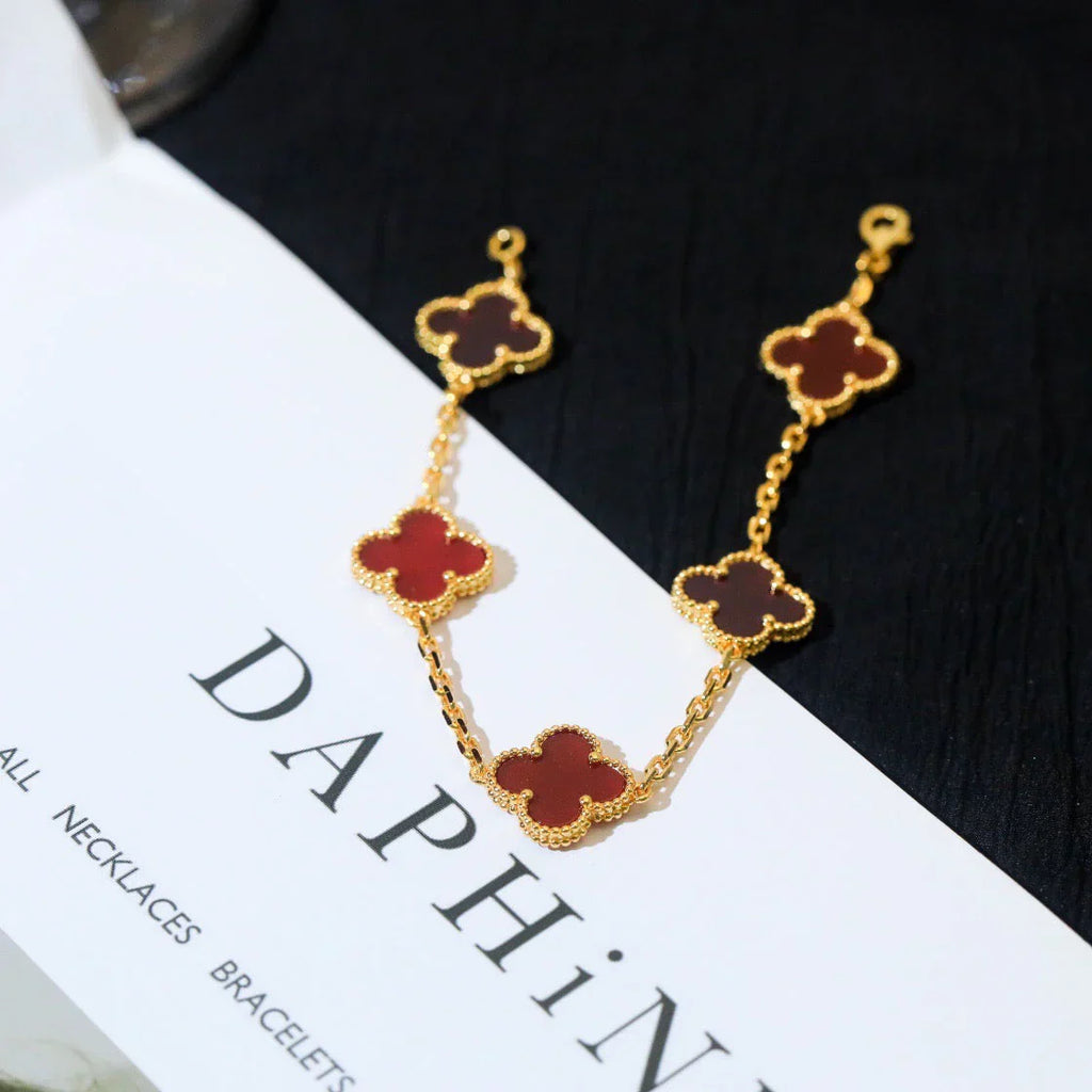 [Timi]New  CLOVER 5 MOTIF RED CORNELIAN BRACELET COLLECTION