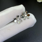 TimiFRIVOLE MINI SILVER FLOWER EARRINGS