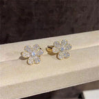 TimiFRIVOLE GOLD FLOWER DIAMOND EARRINGS