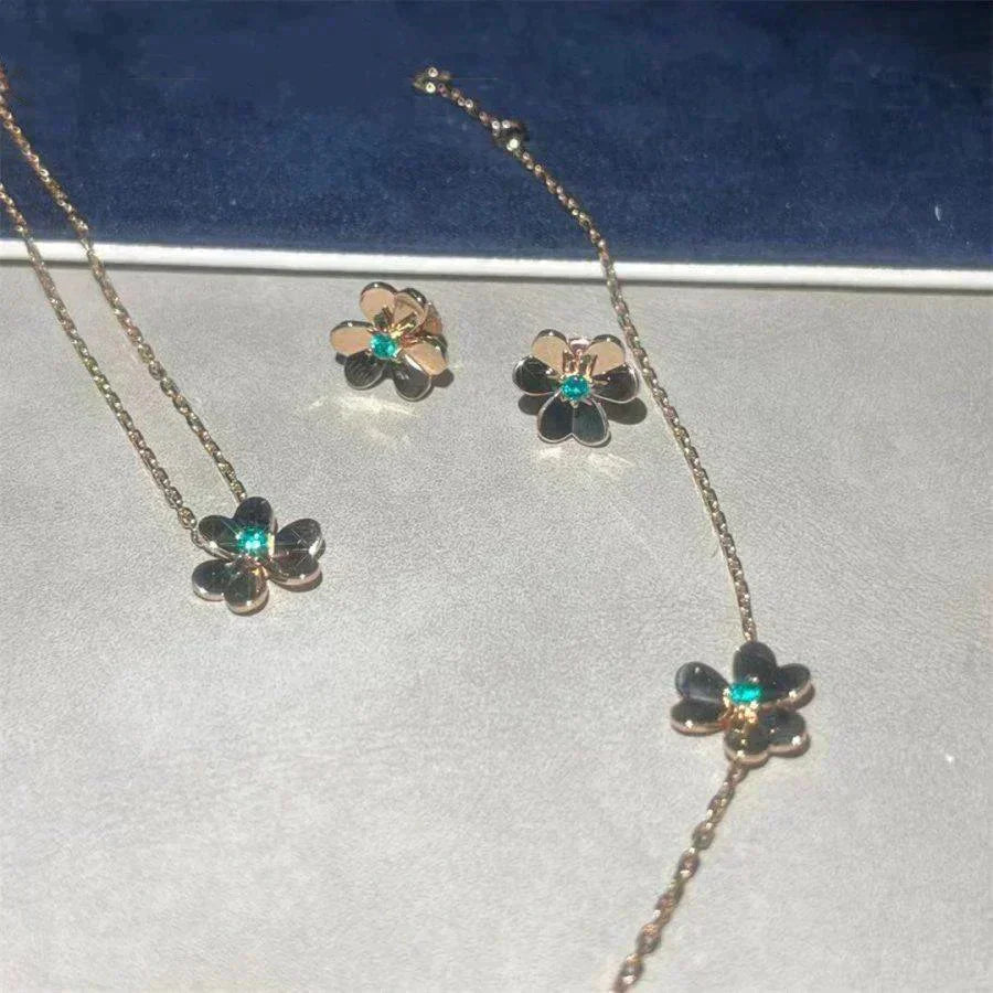 TimiFRIVOLE  FLOWER MALACHITE EARRINGS