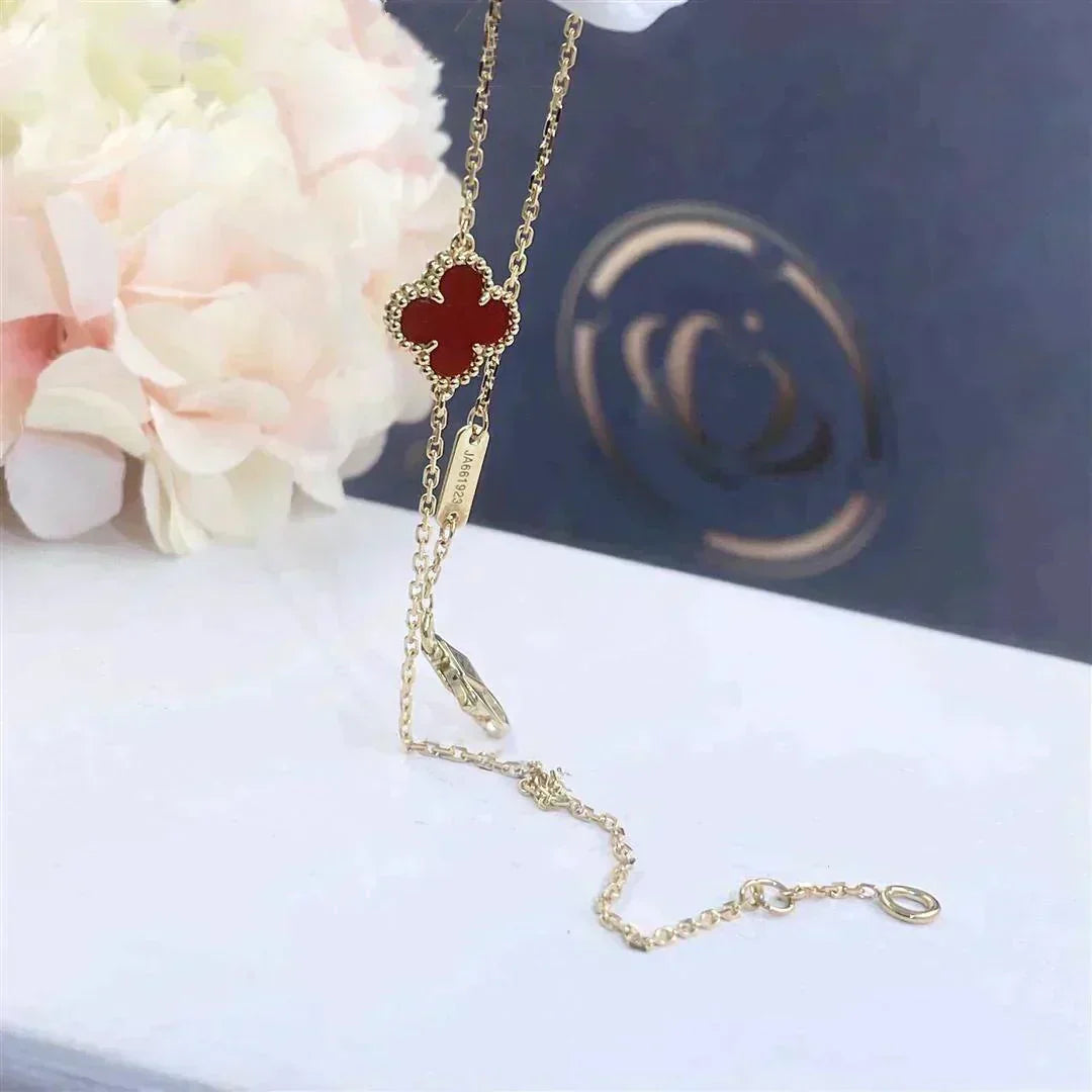 ¡®Timi¡¯CLOVER  CARNELIAN SINGLE FLOWER BRACELET