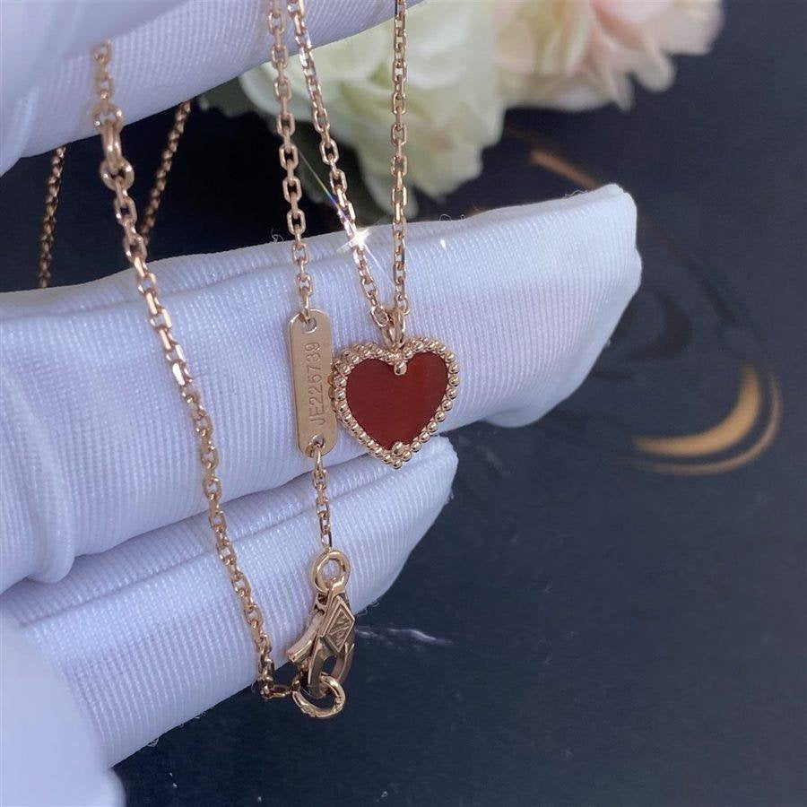TimiSWEET CLOVER CARNELIAN HEART NECKLACE