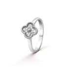 TimiCLOVER DIAMOND RING